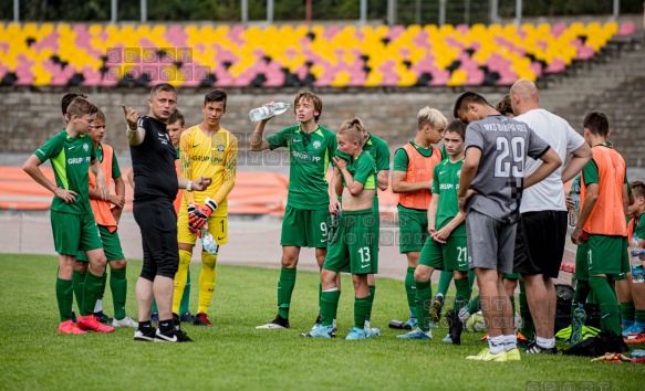 2020.07.25 Poznań ul Warmińska 1, mecz sparingowy pomiedzy Warta Poznań - AKS SMS Łódź  fot. Maciej Szpakowski/www.sport.FotoMM.pl