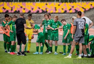 2020.07.25 Poznań ul Warmińska 1, mecz sparingowy pomiedzy Warta Poznań - AKS SMS Łódź  fot. Maciej Szpakowski/www.sport.FotoMM.pl