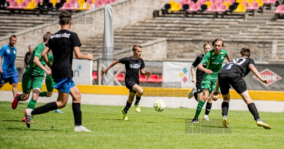 2020.07.25 Poznań ul Warmińska 1, mecz sparingowy pomiedzy Warta Poznań - AKS SMS Łódź  fot. Maciej Szpakowski/www.sport.FotoMM.pl