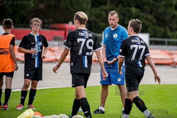 2020.07.25 Poznań ul Warmińska 1, mecz sparingowy pomiedzy Warta Poznań - AKS SMS Łódź  fot. Maciej Szpakowski/www.sport.FotoMM.pl