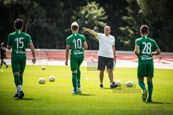 2020.07.25 Poznań ul Warmińska 1, mecz sparingowy pomiedzy Warta Poznań - AKS SMS Łódź  fot. Maciej Szpakowski/www.sport.FotoMM.pl