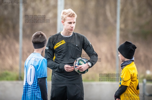 2015.04.18 WZPN Blekitni Owinska - Koziolek Poznan